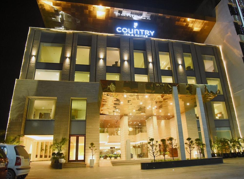 Country Inn & Suites By Radisson Chandigarh Zirakpur Kültér fotó