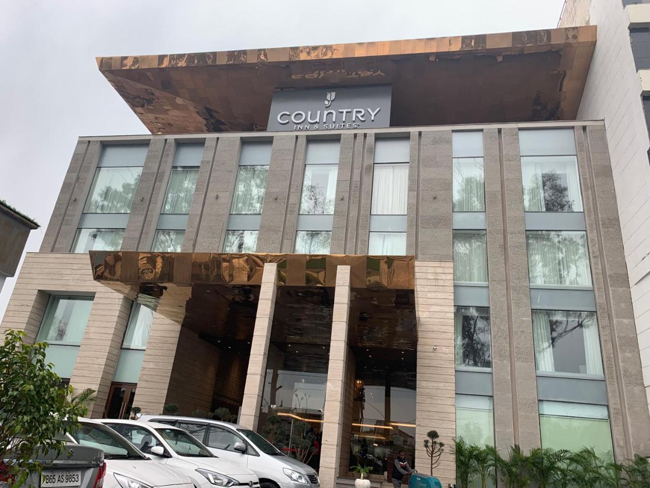 Country Inn & Suites By Radisson Chandigarh Zirakpur Kültér fotó